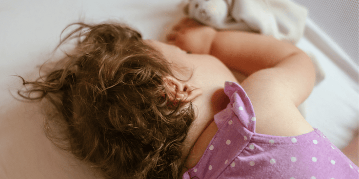 what to expect from each stage of baby sleep regression
