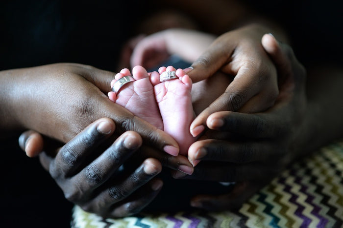 Self Care and Sleep Tips for New Mums_SnoozeShade.com