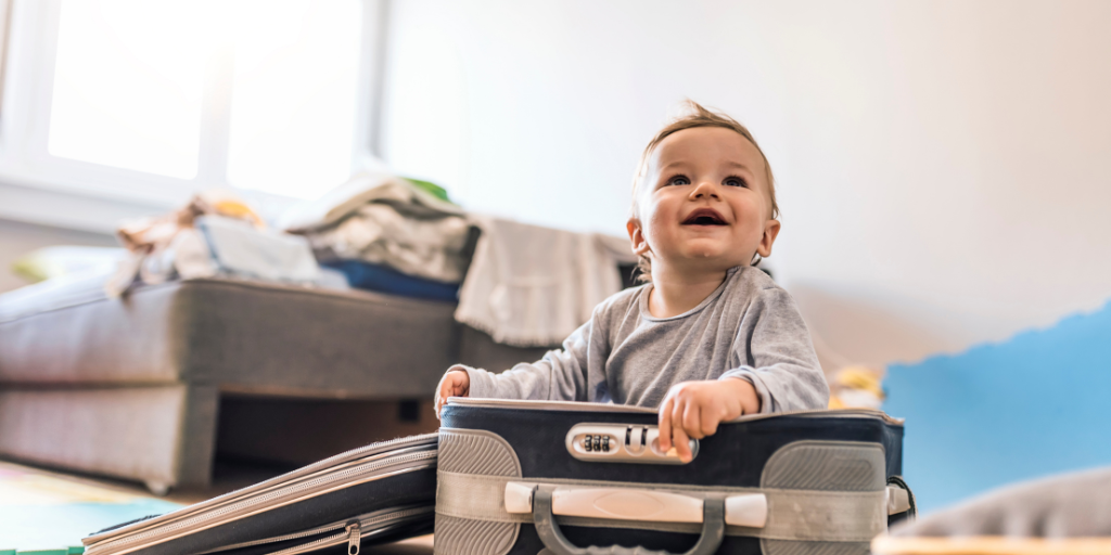 Baby sleep on holiday: what disrupts it and what helps